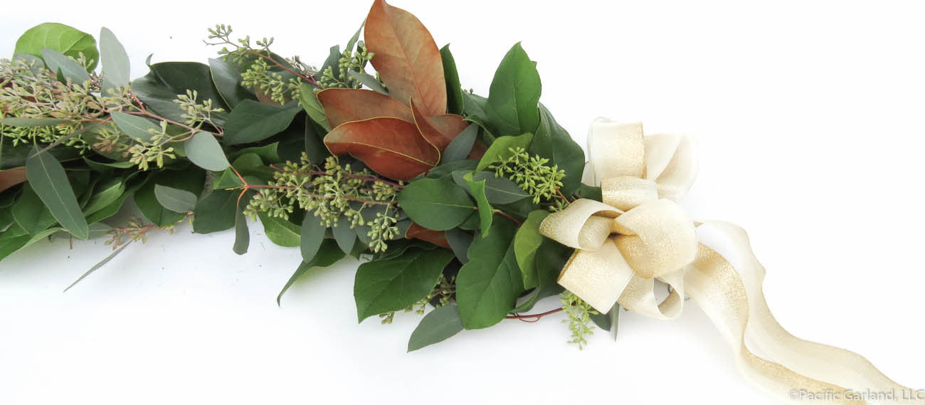 Festive & Beautiful Designers Choice Holiday Garland with a Bow